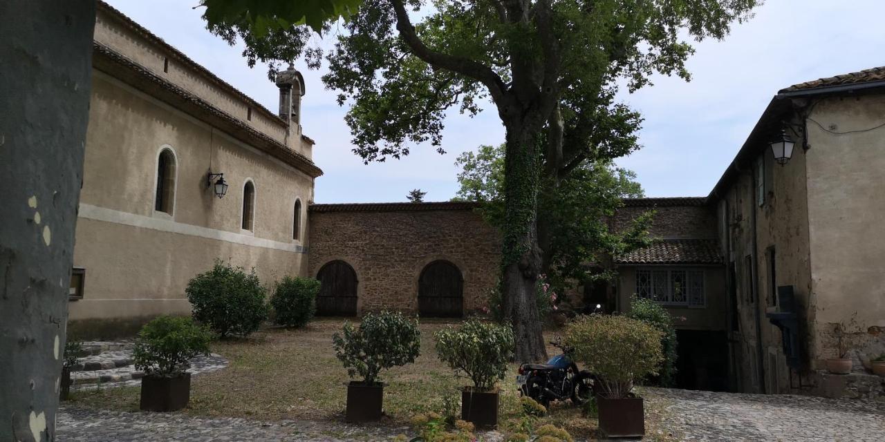 Bed and Breakfast Le Mimosa Saint-Saturnin-de-Lucian Esterno foto