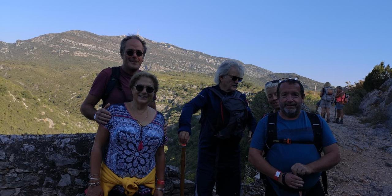Bed and Breakfast Le Mimosa Saint-Saturnin-de-Lucian Esterno foto